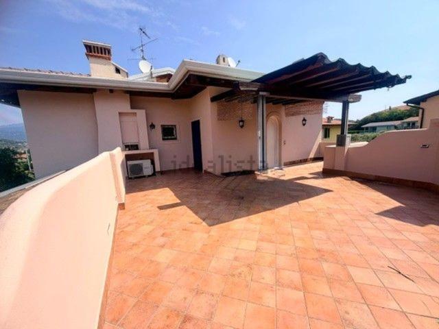 Appartamento in affitto di 108 m²