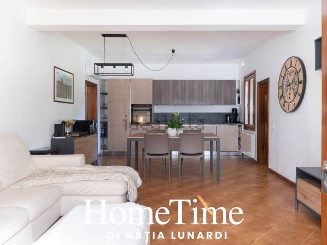 Appartamento in affitto di 108 m² in Via Casoni