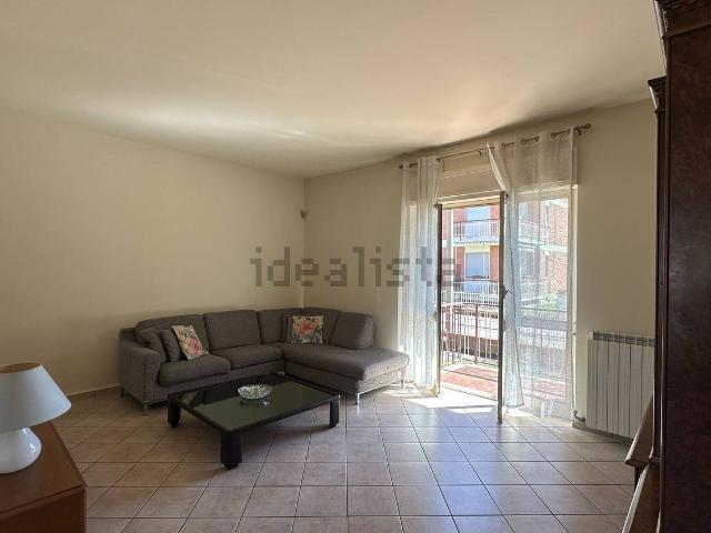 Appartamento in affitto di 108 m² in Via Giuseppe Gria, 6