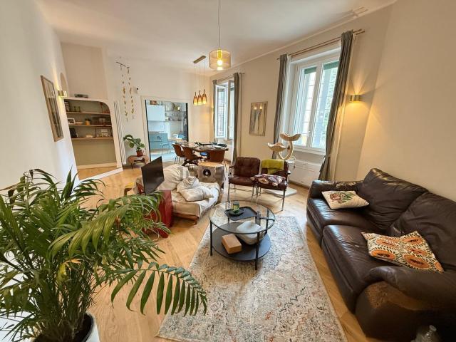 Appartamento in affitto di 108 m² in Via Giovanni Ansaldo