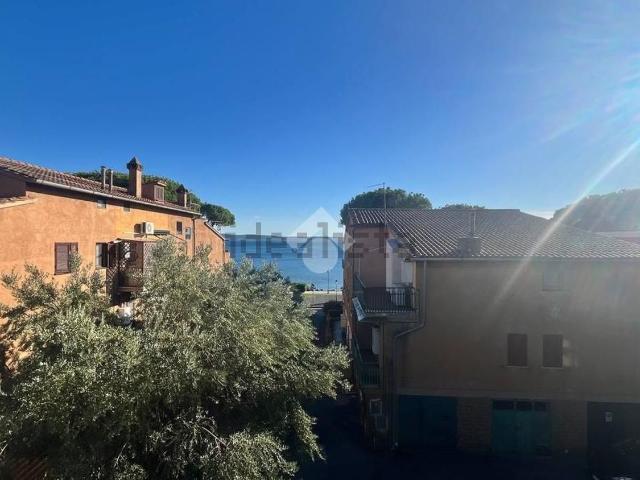 Appartamento in affitto di 108 m² in Via della Rena, 37