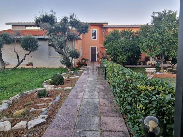 Appartamento in affitto di 109 m² in Contrada Torre Sansone, 22