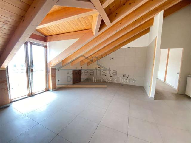 Appartamento in affitto di 110 m²