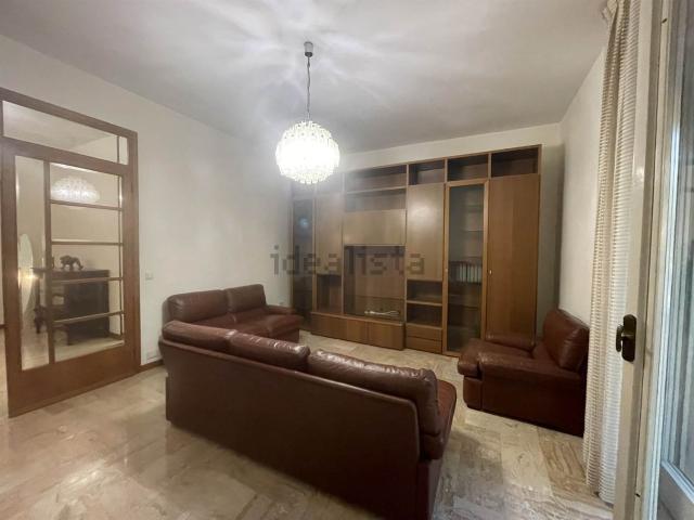 Appartamento in affitto di 110 m²