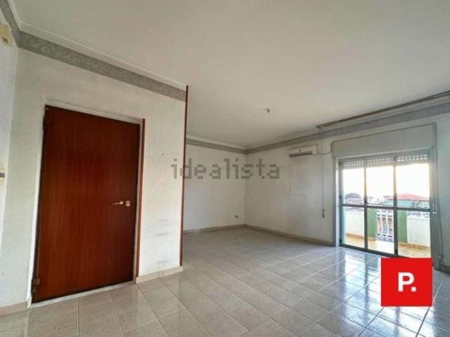 Appartamento in affitto di 110 m² in Via Galatina