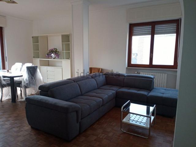 Appartamento in affitto di 110 m²