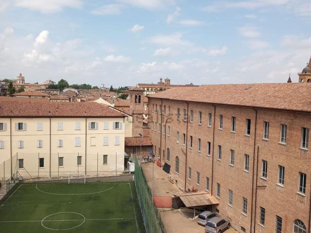 Appartamento in affitto di 110 m² in Via Caccialupo