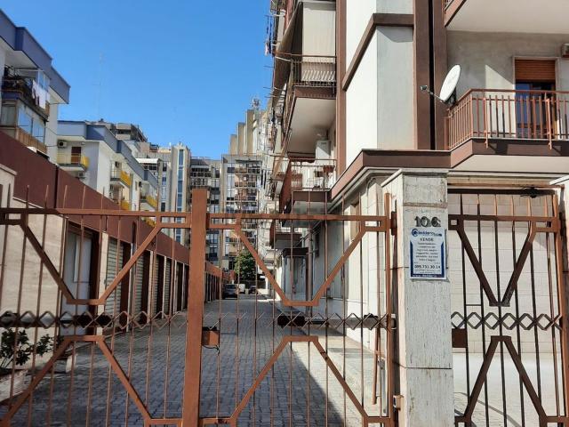 Appartamento in affitto di 110 m² in Via Cagliari, 106