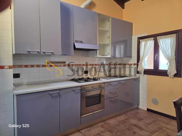 Appartamento in affitto di 110 m² in Via Abetone Superiore
