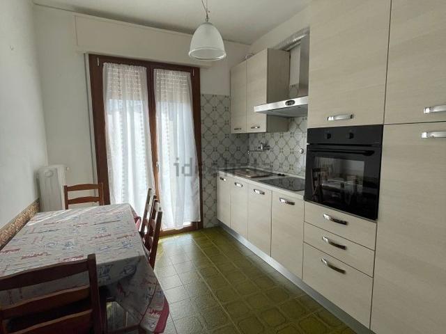 Appartamento in affitto di 110 m² in Via Altobello