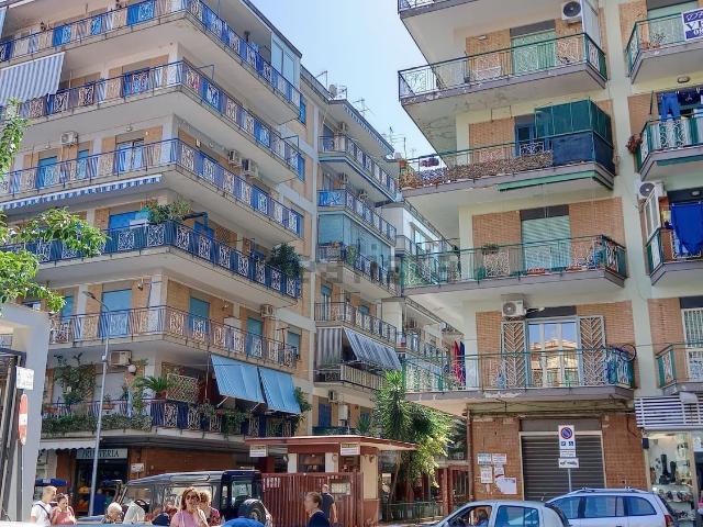 Appartamento in affitto di 110 m² in Via Alcide de Gasperi