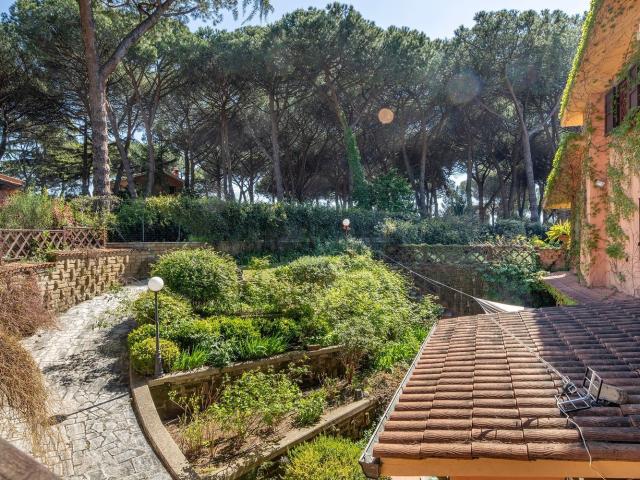 Appartamento in affitto di 110 m² in Via Appia Nuova, 61