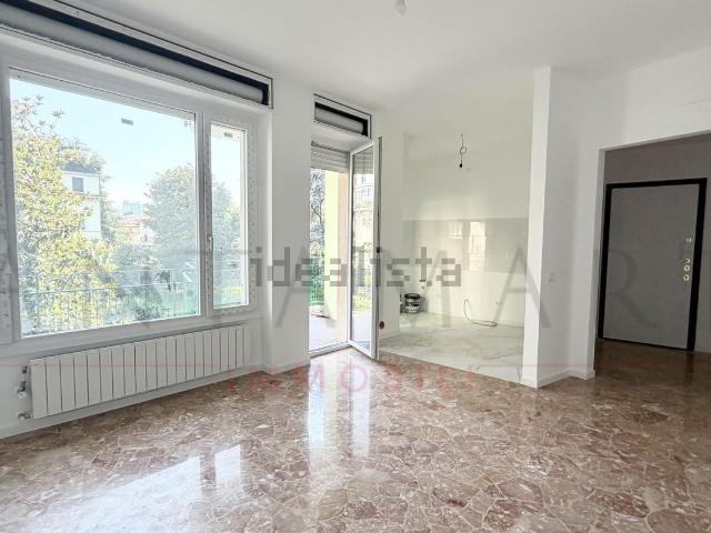 Appartamento in affitto di 110 m² in Via Arturo Colautti