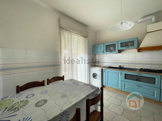 Appartamento in affitto di 110 m² in Via Aris, 40