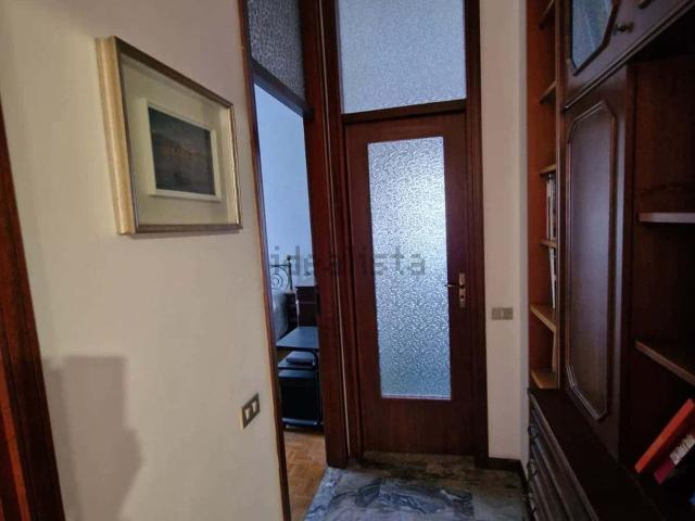 Appartamento in affitto di 110 m² in Via Gabriele D&apos Annunzio, 10