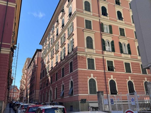Appartamento in affitto di 110 m² in Via Galeazzo Alessi
