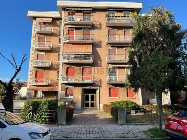Appartamento in affitto di 110 m² in Via Giacomo Matteotti