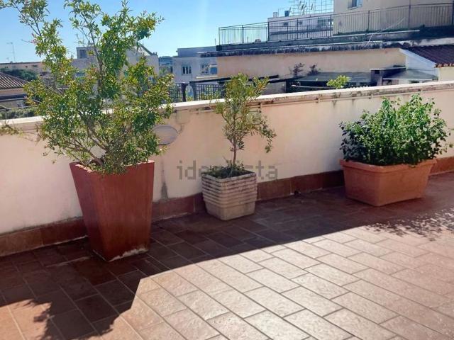 Appartamento in affitto di 110 m² in Via Guglielmo Grandjacquet