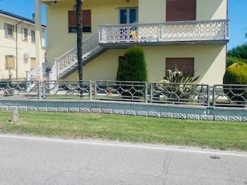 Appartamento in affitto di 110 m² in Via della Crispa, 39