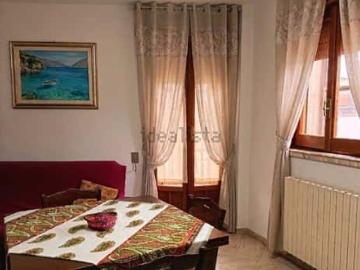 Appartamento in affitto di 110 m² in Via Egnatia, 2