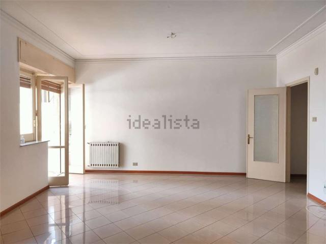 Appartamento in affitto di 110 m² in Via Firenze, 199