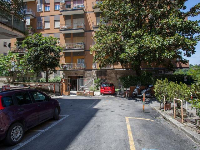 Appartamento in affitto di 110 m² in Via Francesco Ferrara