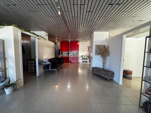 Appartamento in affitto di 110 m² in Via L. Pirandello, 1