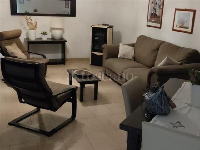 Appartamento in affitto di 110 m² in Via Lucania