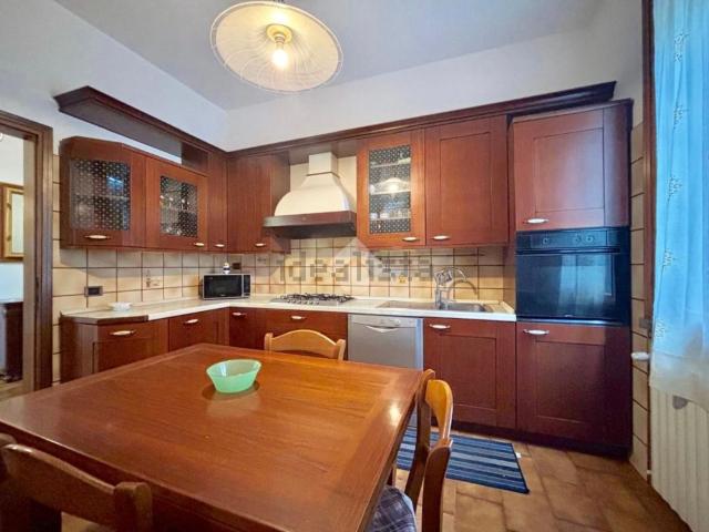 Appartamento in affitto di 110 m² in Via Luigi Chiesi, 5