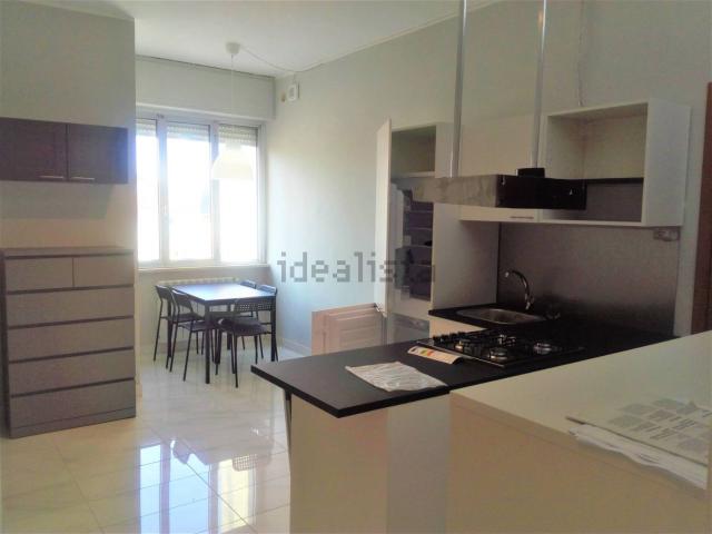 Appartamento in affitto di 110 m² in Via Luigi Marchino, 3