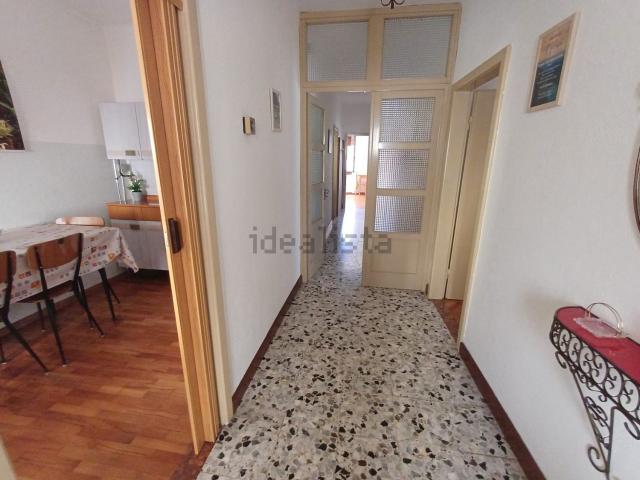 Appartamento in affitto di 110 m² in Via Lungolago