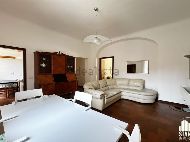 Appartamento in affitto di 110 m² in Via Monte Palombino, 8
