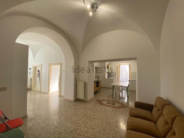Appartamento in affitto di 110 m² in Via Madonna degli Angeli, 24