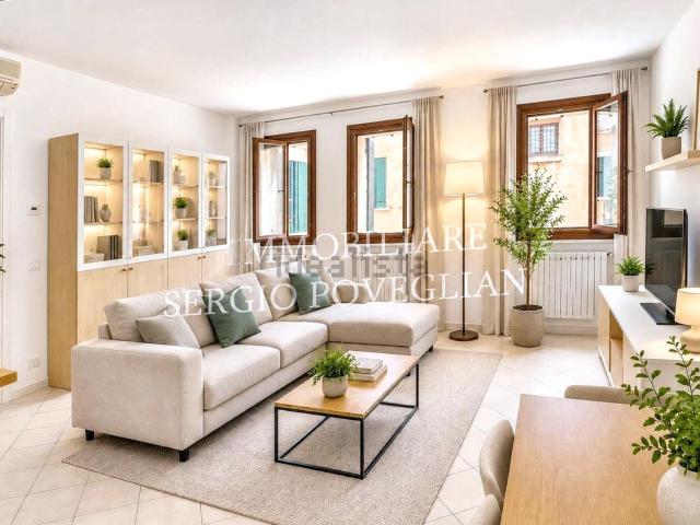 Appartamento in affitto di 110 m² in Via Sant&apos Agostino, 36