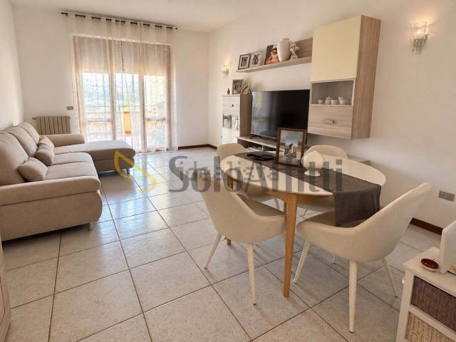 Appartamento in affitto di 110 m² in Via Sempione