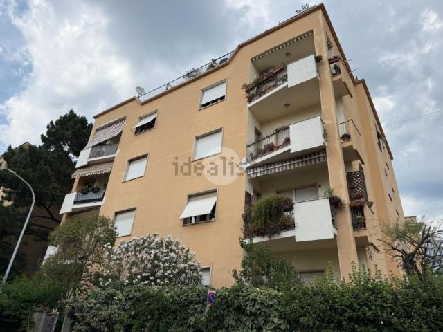 Appartamento in affitto di 110 m² in Via Pola, 25