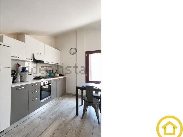 Appartamento in affitto di 110 m² in Via Pietro Turchi