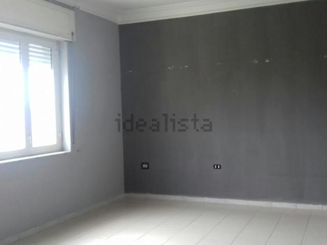 Appartamento in affitto di 110 m² in Via Roberto Rossellini