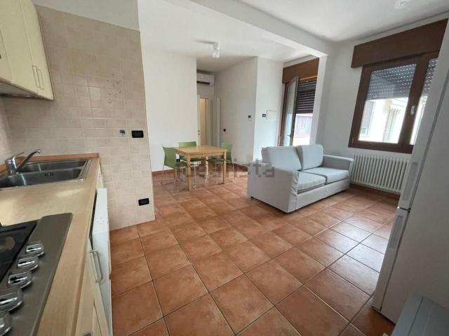 Appartamento in affitto di 110 m² in Via Roma, 183