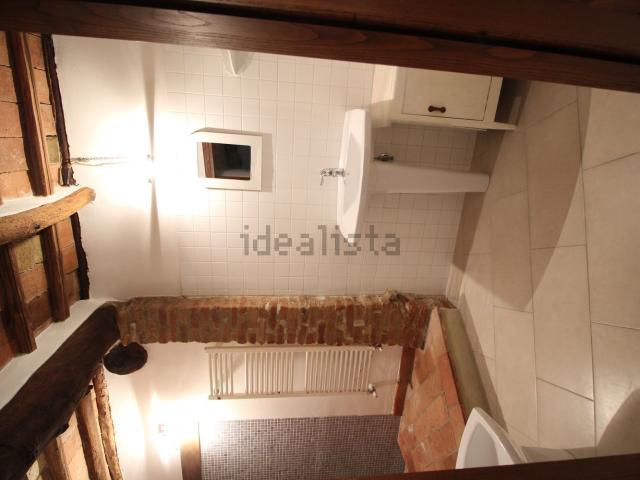 Appartamento in affitto di 110 m² in Via Ricasoli