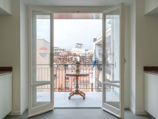 Appartamento in affitto di 110 m² in Via Ruggero Settimo, 3