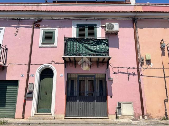 Appartamento in affitto di 110 m² in Via Umberto Maddalena, 22