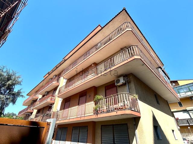 Appartamento in affitto di 110 m² in Via Vittorio Emanuele
