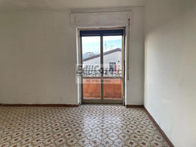Appartamento in affitto di 110 m² in Via Vittorio Veneto