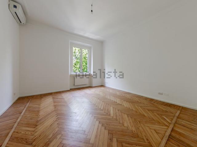 Appartamento in affitto di 110 m² in Viale Cassiodoro, 4