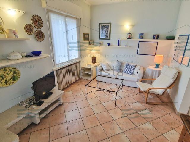 Appartamento in affitto di 110 m² in Viale Due Giugno angolo con Seconda Traversa Pineta, 101