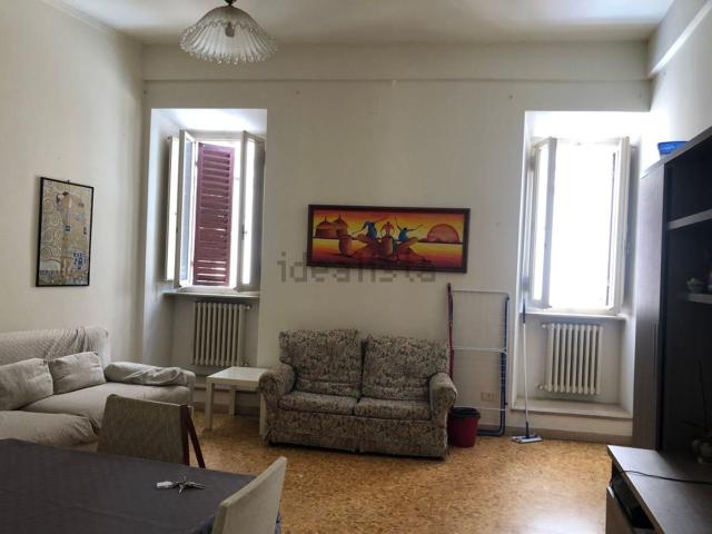 Appartamento in affitto di 110 m² in Viale Indipendenza, 49