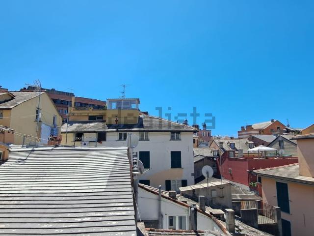 Appartamento in affitto di 110 m² in Vico del Dragone, 4