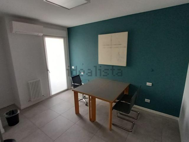 Appartamento in affitto di 110 m² in Corso Giuseppe Garibaldi, 127