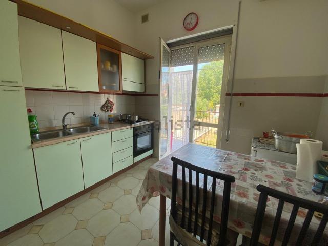 Appartamento in affitto di 110 m² in Piazza Marco Emilio Scauro, 4